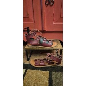 American Eagle Size 7 Gladiator Style Sandals Burgundy Worn One Time Briefly EUC